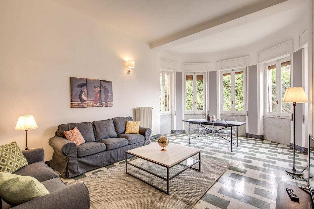 Aweshomeitaly - Bay Windows Apartment La Spezia Exterior photo
